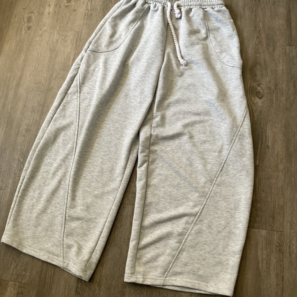 Womens SHEIN Gray Jogger Sweatpants Elastic Waist Size Large 8/10 waist strap